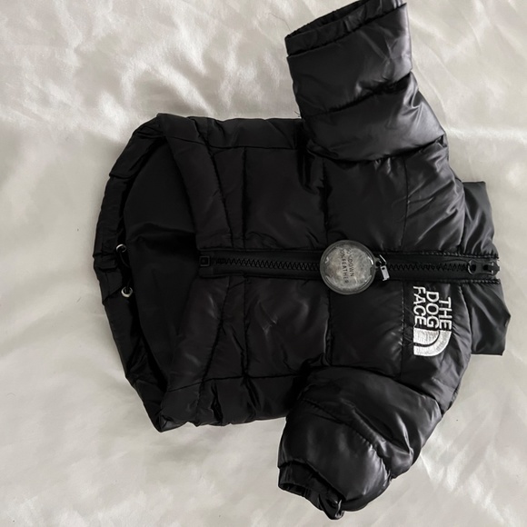 THE DOG FACE DOWN DOGGIE PUFFA BLACK (VARIOUS SIZES) - Picture 2 of 2